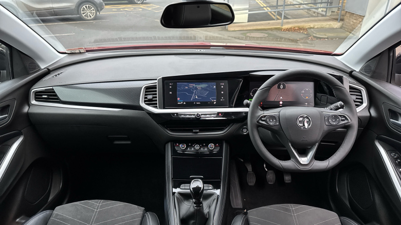 Vauxhall Grandland 1.2 Turbo Ultimate 5dr Petrol Hatchback